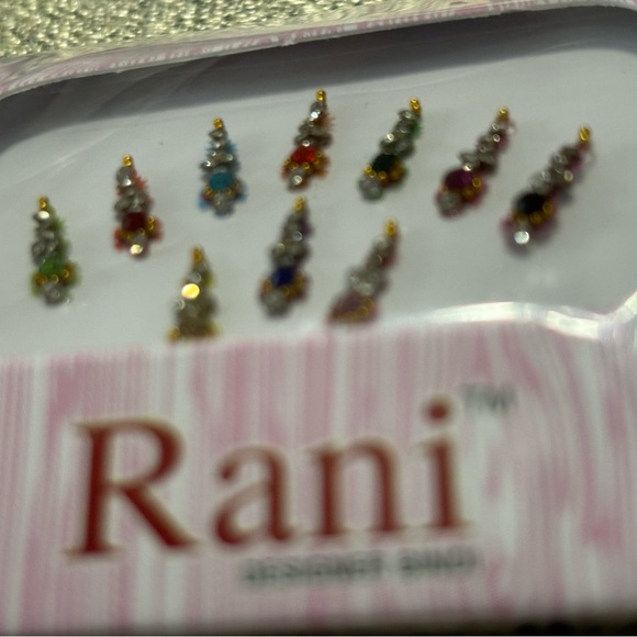 10 Multicolored Bindis, Forehead Gems, Body Jewels - Picture 7 of 9